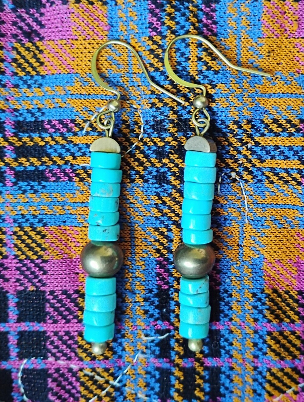 Classic Turquoise Heishi Handmade Earrings - Picture 7 of 7